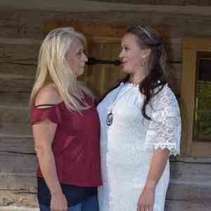 Meet your Posher, Tonia